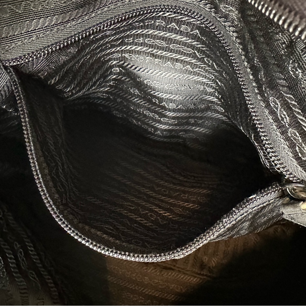 SOLD Prada Nylon Green Tessuto City Tote - Picture 14 of 14